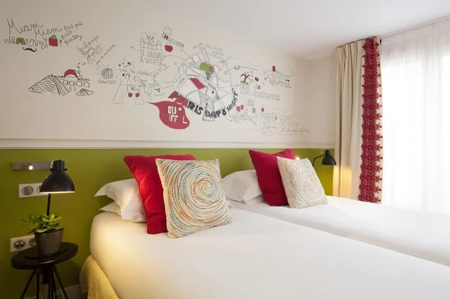 Standard, Double Bed, Hotel Des 3 Poussins 4/6