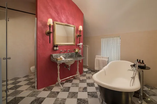 Monalda, Tower, Suite, Double Bed، NH Collection Firenze Porta Rossa 3/4