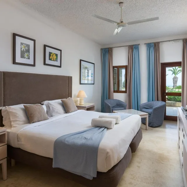 غرفة ثلاثية بسرير مزدوج، Hotel Ta Cenc and Spa 3/8