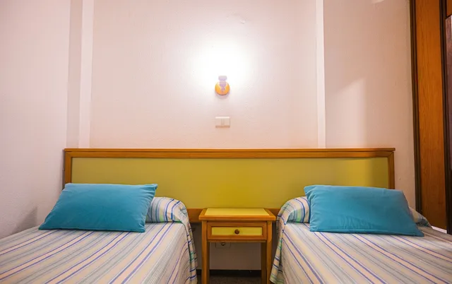 استوديو بسريرين منفصلين بإطلالة على الحديقة في الطابق الأرضي، Brisamar Canteras Apartments 1/5