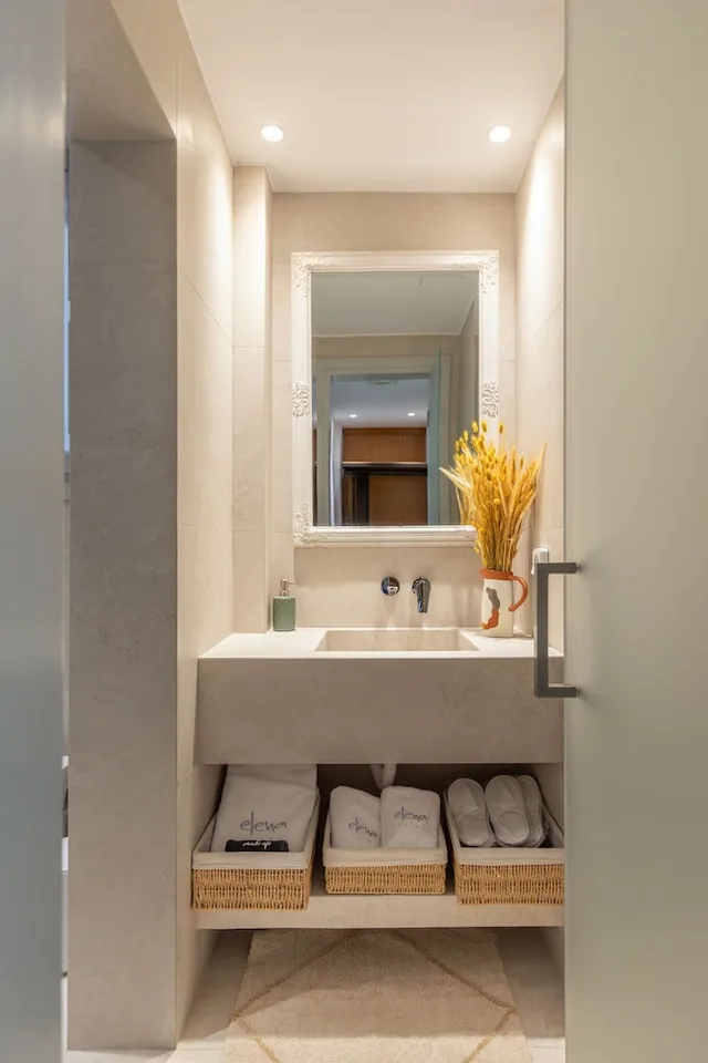 غرفة سوبيريور رباعية بإطلالة على الحديقة، Elena Hotel 8/8
