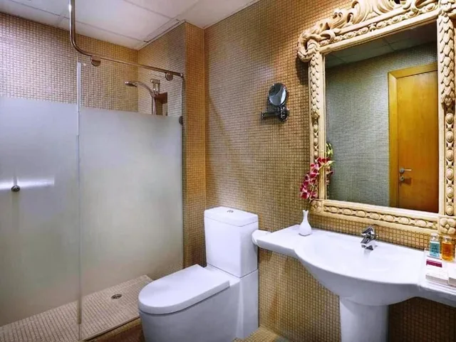 غرفة تنفيذية بسرير كوين، Al Safir Tower 3/4