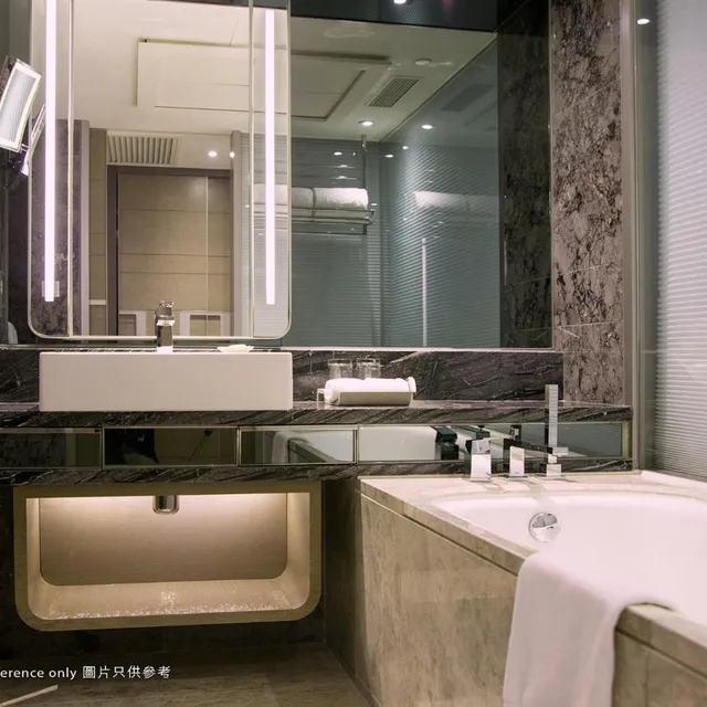 Plaza, Deluxe, Family, Twin Beds، Royal Plaza Hotel Hong Kong 4/5