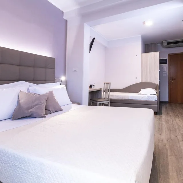 غرفة سوبيريور عائلية، Hotel Alfonsina 1/10
