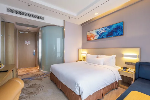 Standard, King Bed, Outdoor Living Area، Holiday Inn Express Anshan Downtown 4/8