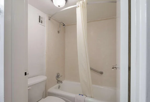 Room, King Bed, Accessible, Motel6 San Antonio, TX - I-10 West 8/9
