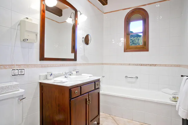 غرفة قياسية بسرير مزدوج بإطلالة على الجبل، New Can Furios Hotel 3/3
