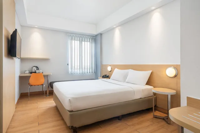 غرفة ديلوكس بسرير كوين، Indie Styles Hotel Malioboro 1/2