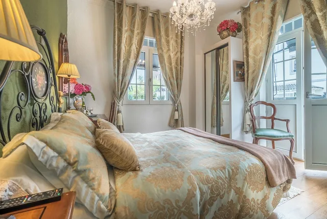 غرفة بسرير مزدوج بشرفة، Las Brisas Hotel 3/5