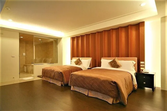 Gallery, Quadruple, 2 Double Beds، Tranquil Sea Hotel 1/1