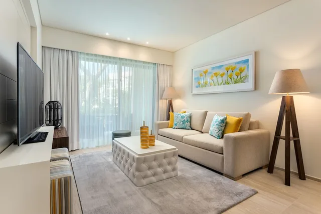 1 Bedroom, Garden Suite, Garden Access، Pine Cliffs Gardens 5/10