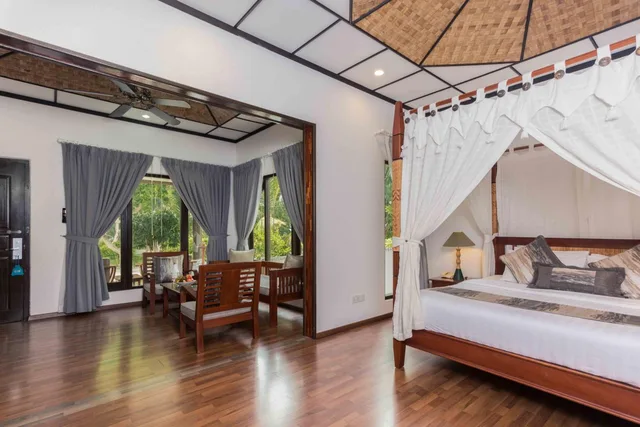 DELUXE BEACHFRONT ROOM-Transfer Excluded، Bandos Maldives 6/10