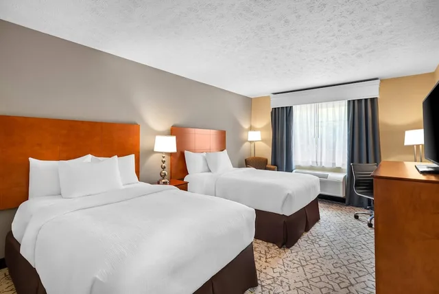 Standard, 2 Queen Beds, Quality Inn Kilmarnock VA 4/5