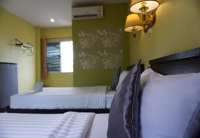غرفة قياسية بسريرين منفصلين، Phoemphoon 2 Hotel 4/6