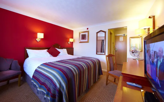 غرفة بسريرين منفصلين، Village Hotel Hull 3/5