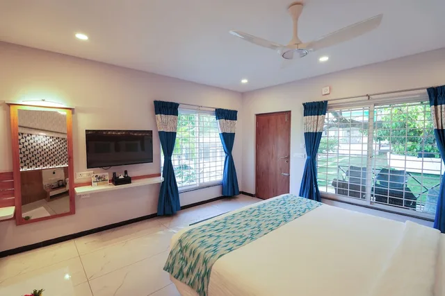Private, Cottage, King Bed, Pool View, MGM Whispering Winds Yelagiri 2/5
