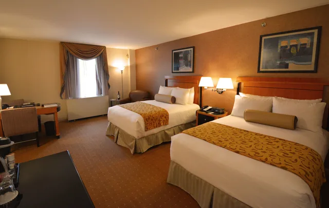 غرفة قياسية بسريرين مزدوجين بمطبخ صغير، Inn At Great Neck 2/4