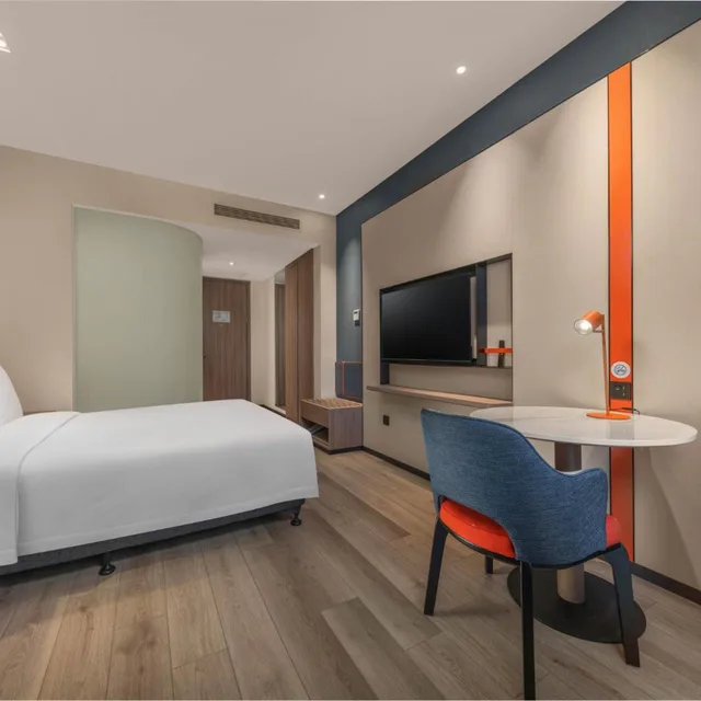 غرفة بسرير كينج وسرير كوين للمدخنين، HOLIDAY INN EXPRESS SHANGHAI PUJIANG 3/9