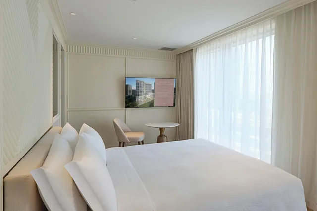 Kids Suite, Twin Beds, King Bed, City View، Grand Josun Busan 1/2