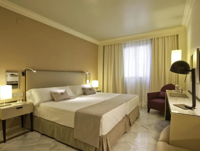 غرفة متصلة عائلية، Vincci Albayzin Hotel 1/1