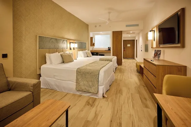 غرفة عائلية بسريرين مزدوجين، Riu Palace Bavaro - All Inclusive 3/4