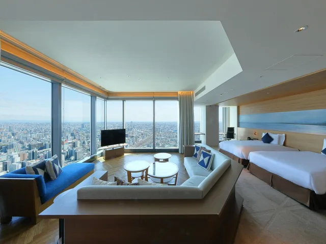 جناح بريميوم جونيور بسريرين منفصلين مع دخول صالة النادي، Nagoya Prince Hotel Sky Tower 1/1