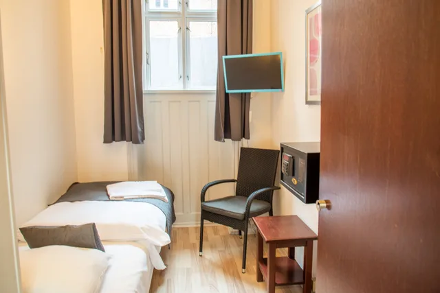 Room, Single, Hotel Amager 8/10