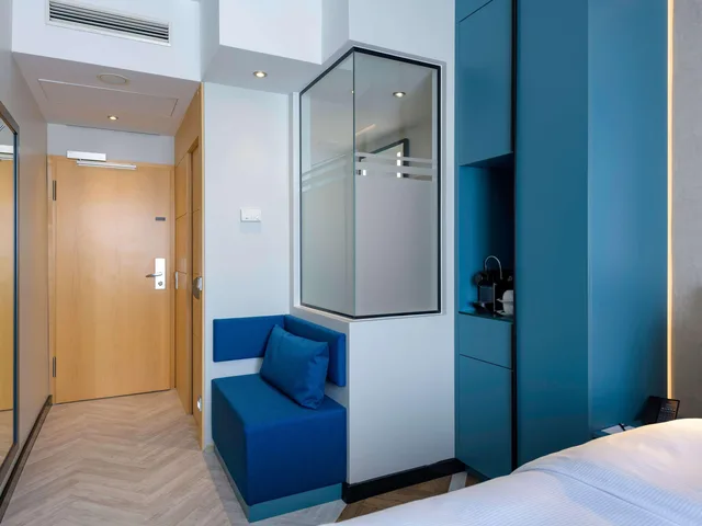 غرفة بزنس بسرير كينج، Hotel Mondial am Dom Cologne - MGallery 3/7