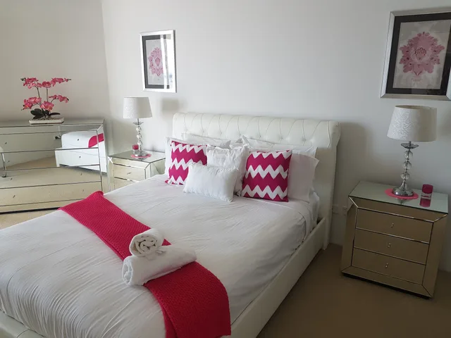 2 Bedrooms, Deluxe, Apartment, 1 Queen and 1 Double Bed, 2 Bathrooms، Crystal Bay On The Broadwater 2/2