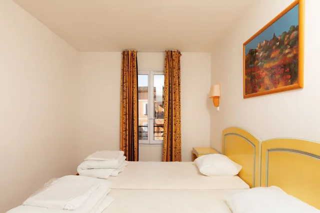 شقة بسريرين منفصلين بغرفتي نوم مع أريكة، Residence Club Les Mazets de Camargue 4/8