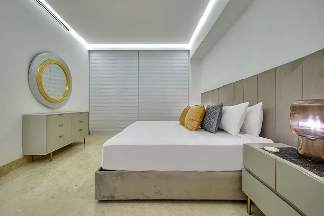 Deluxe, Apartment, King Bed, Queen Murphy Bed, Ocean View, Terrace، Maxwell Collection Romantic Zone 1/4