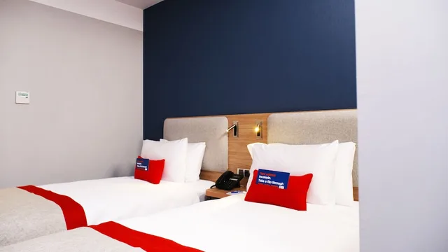 غرفة قياسية بسريرين منفصلين للمدخنين، HOLIDAY INN EXPRESS ISTANBUL - ATAKOY METRO 4/9