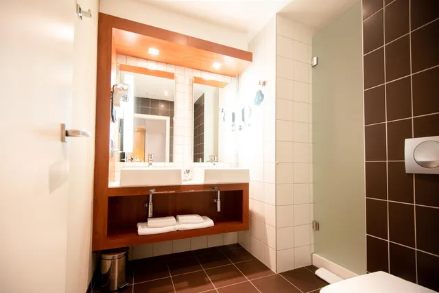 غرفة قياسية بسرير كينج، Mercure Ostrava Center Hotel 7/9