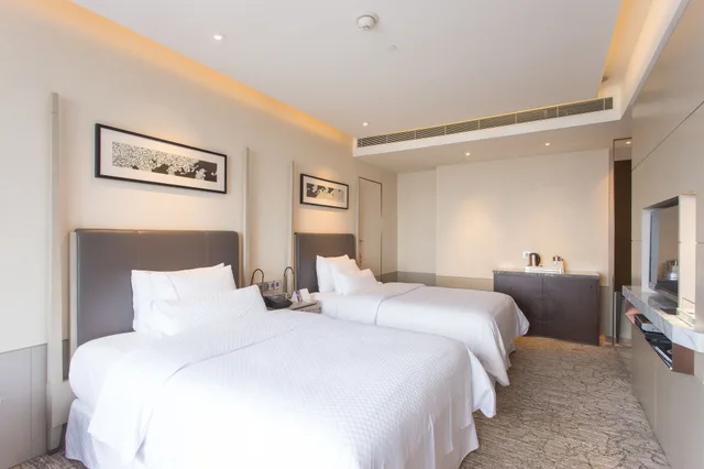 غرفة بسريرين مزدوجين بإطلالة على النهر، The Westin Ningbo 7/10