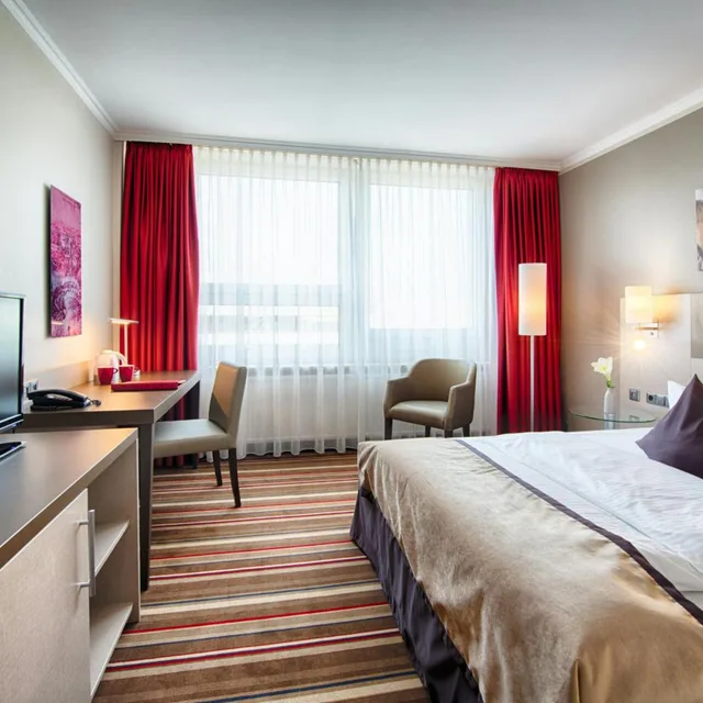 غرفة عائلية، LEONARDO HOTEL HAMBURG CITY NORD 3/9