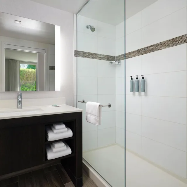 Suite, King Bed, Terrace Level، Residence Inn Miami Beach Surfside 9/10