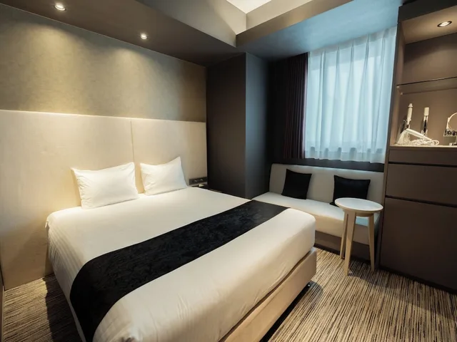 غرفة تنفيذية بسرير كوين مع دخول صالة النادي، Hotel Aqua Citta Naha by WBF 4/9