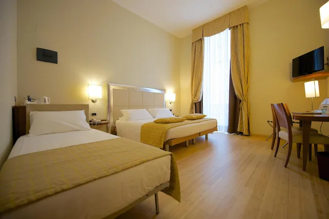 Standard, Multiple Beds، Best Western Crystal Palace Hotel 1/7