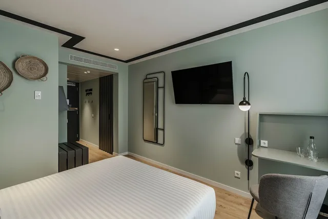 Vincci, Single, Twin Beds، Hotel Vincci Bonjardim 2/9