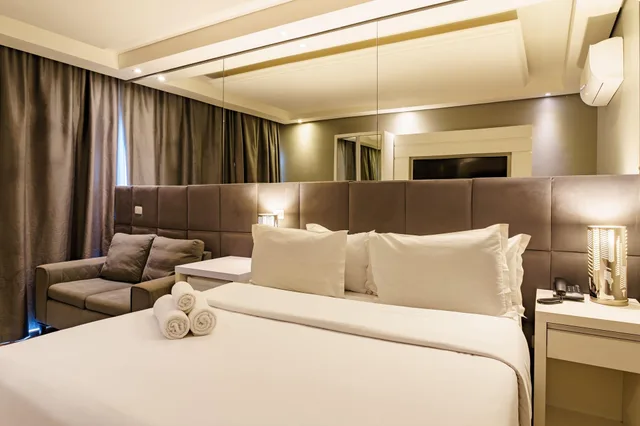 جناح جونيور، Pousada Apple House Paraty 2/5