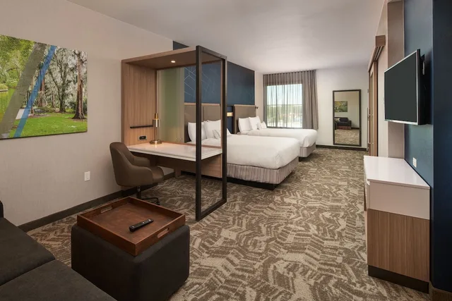 جناح بسريرين كوين مع أريكة لذوي الإعاقة، SpringHill Suites by Marriott Winter Park 2/8