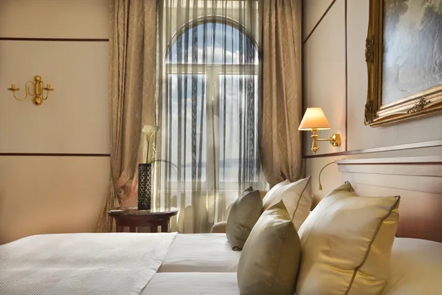 غرفة ديلوكس بسرير مزدوج بإطلالة على البحر، Amadria Park Hotel Milenij 4/7