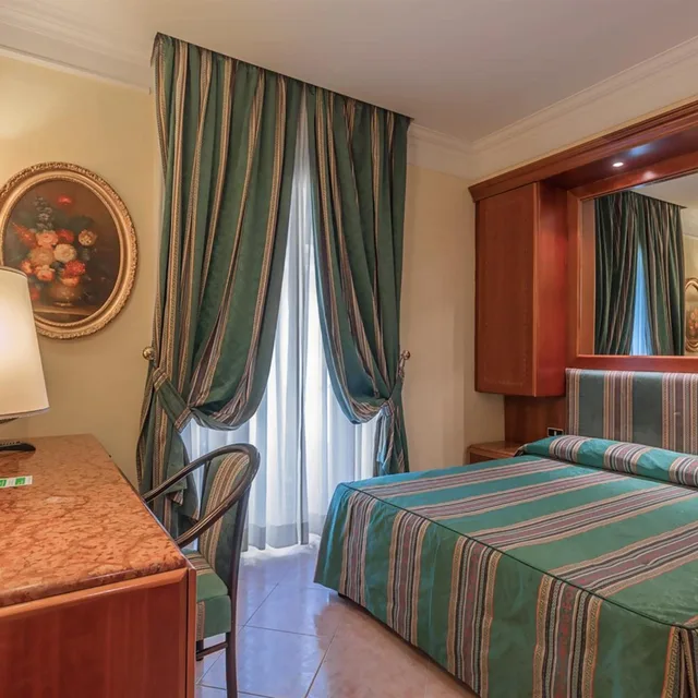 غرفة قياسية بسرير مزدوج أو سريرين منفصلين، Raeli Hotel Luce 2/10