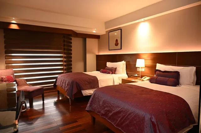 Legacy, Suite، The Lalit New Delhi 2/5