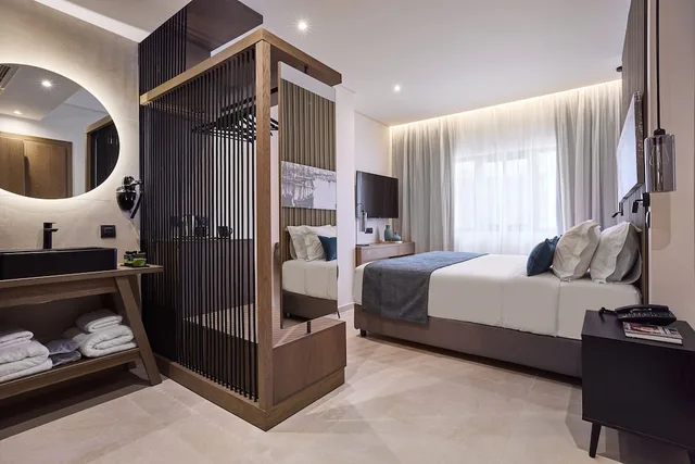 2 Bedrooms, Family, Queen and Twin Beds, Athenarum Portus Life & Style Hotel Piraeus 2/2