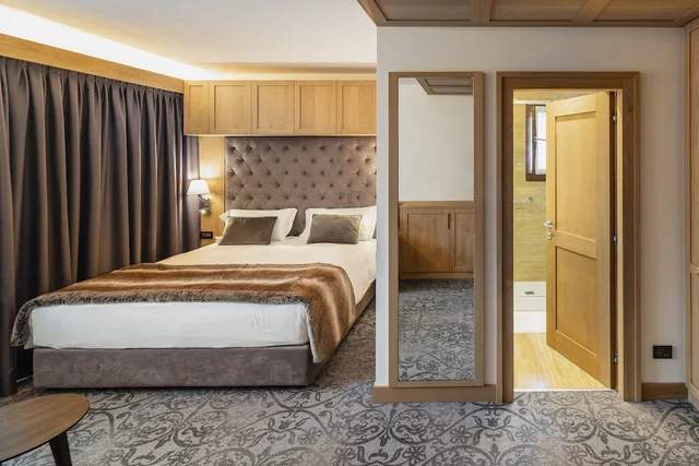 غرفة سوبيريور بسرير مزدوج، Lajadira Hotel 1/2