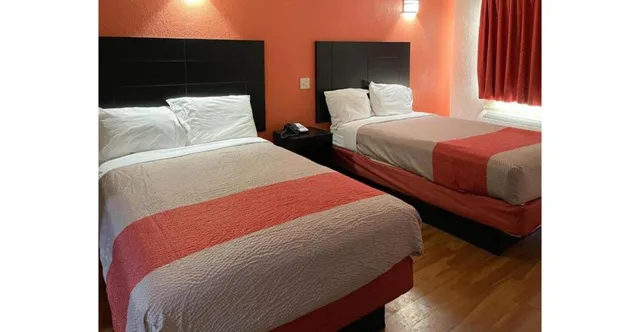 2 Full Beds - Non-Smoking, Micfridge، Studio6 Houston, TX - Brookhollow 2/9