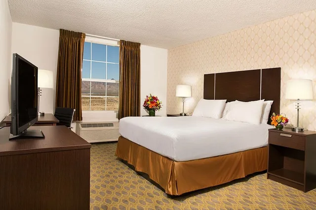 غرفة بسرير كينج، Buffalo Bill's Resort & Casino, a Travelodge by Wyndham 1/3