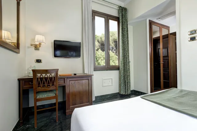 غرفة بسرير مزدوج أو سريرين منفصلين، Grand Hotel Del Gianicolo 7/10
