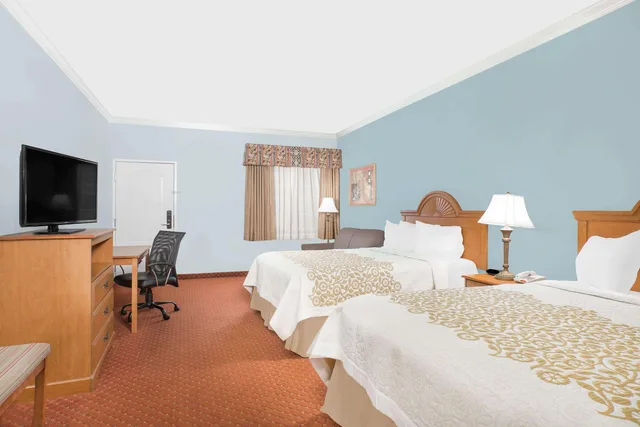 غرفة بسريرين كوين للمدخنين، Days Inn By Wyndham Robstown 5/6